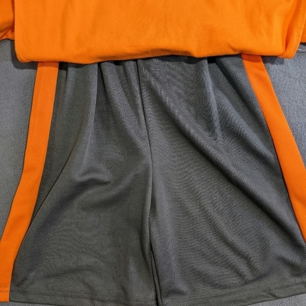NEW Boys 2 pc basketball shirt and shorts orange‎ and gray size 7